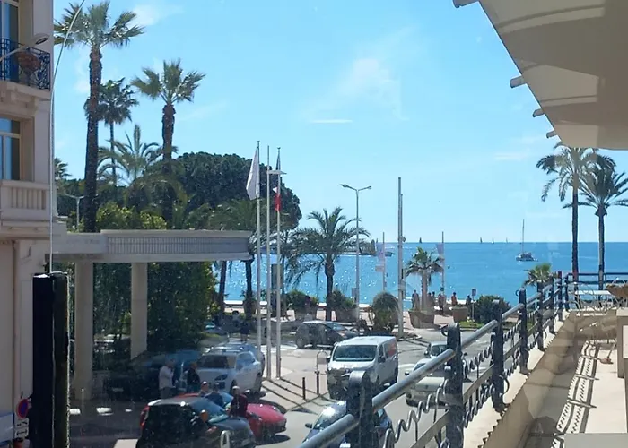 Le Palais Des Iles